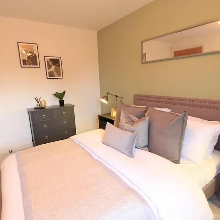 Cabot Mews 2 Apartman
